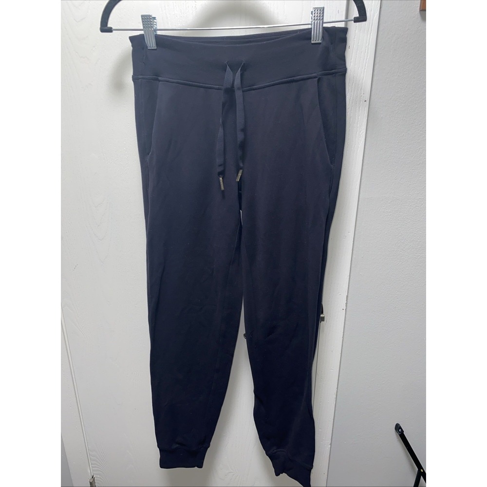 Lululemon Women's Black Athletic 4 Joggers Pants Soft Comfy
